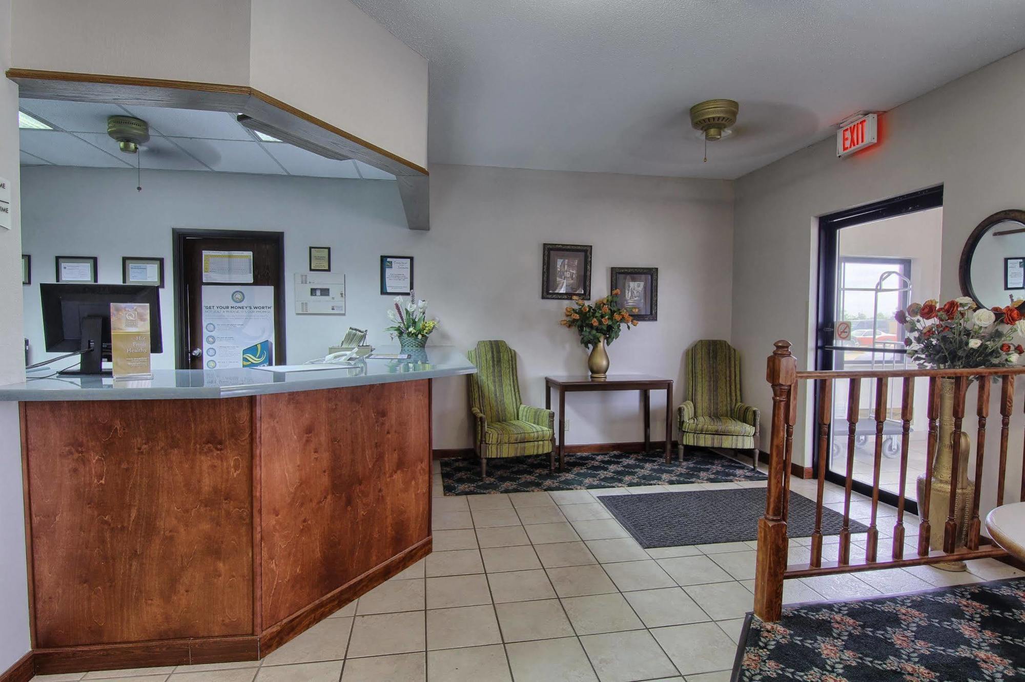 Quality Inn & Suites Danville Exterior foto