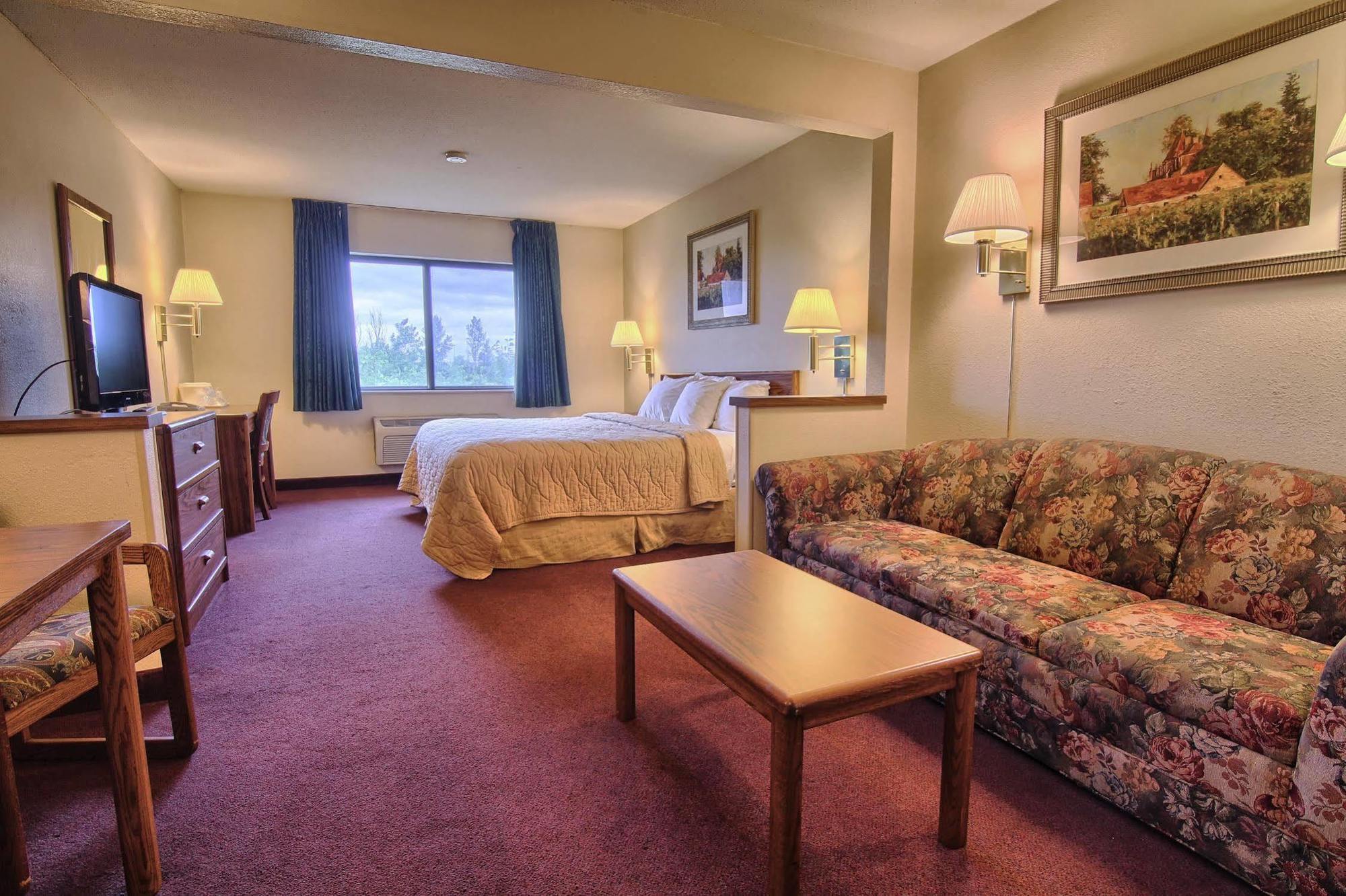 Quality Inn & Suites Danville Exterior foto